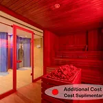 Yamaluxe - Huge - Confort & Luxury With Great View Бухарест