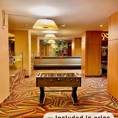 Yamaluxe - Huge - Confort & Luxury With Great View Appartamento Bucarest