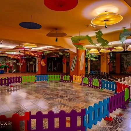Yamaluxe - Huge - Confort & Luxury With Great View Bucharest